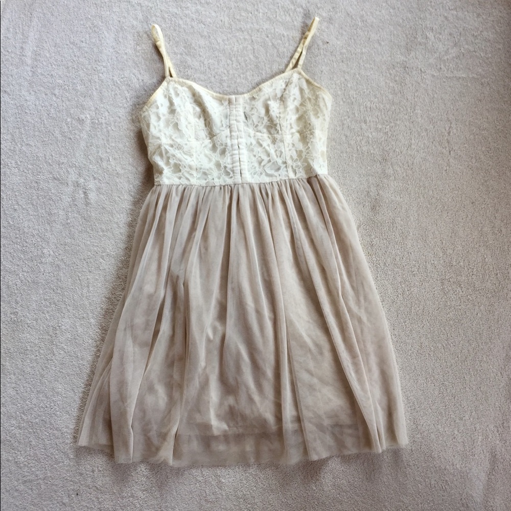 🌻White Lace Tulle Dress🌻